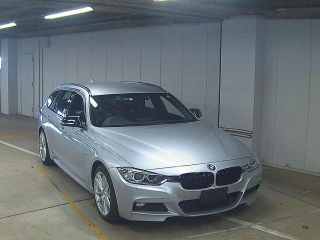 153 BMW 3 SERIES 3B20 2014 г. (ZIP Osaka)